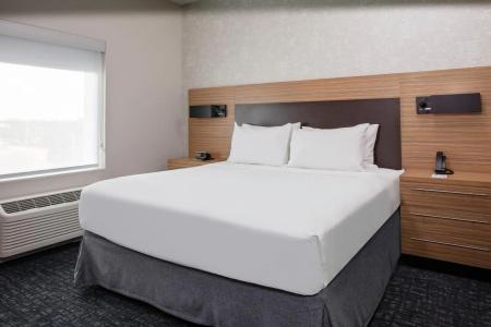 TownePlace Suites Orlando Airport - 10