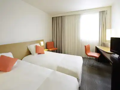 Novotel Bayeux - 5