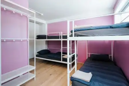 Hostel Fjordur - 1