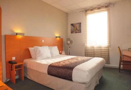 Cecil Metz Gare - 46