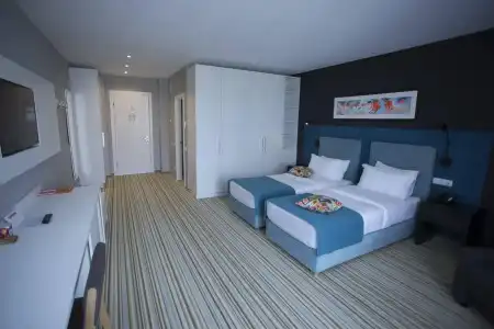 ApartTangerine - 28