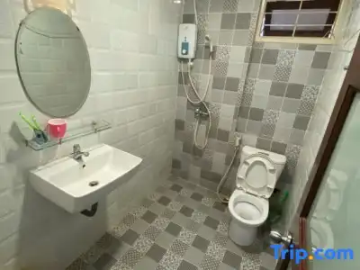 Nhật Vân 2 - 6