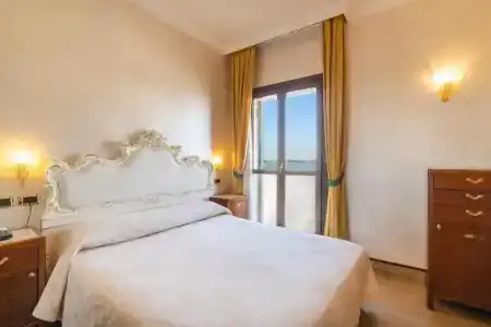Panorama - 37