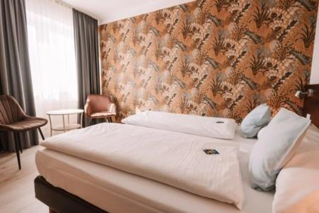 Best Western Ambassador - 80