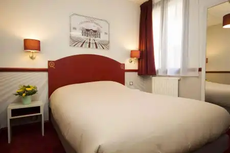 Hôtel des 4 Soeurs - 2