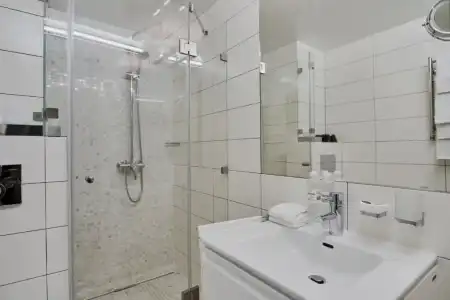 Vozdvyzhensky Boutique-Hotel - 70