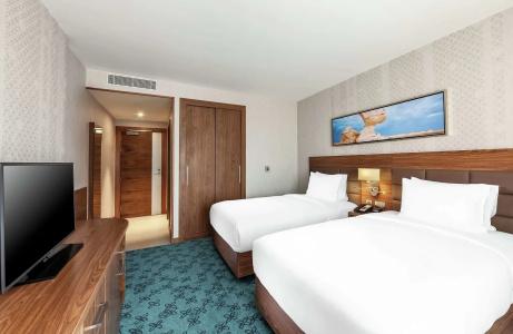 DoubleTree by Hilton Dubai Al Jadaf - 9