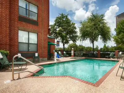 Comfort Suites Plano East - Richardson - 15