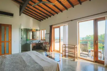 Highland Villa - 36