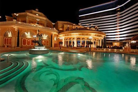 Peppermill Resort Spa Casino - 26