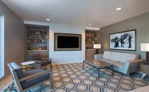 TownePlace Suites by Marriott San Diego Airport/Liberty Station - 1