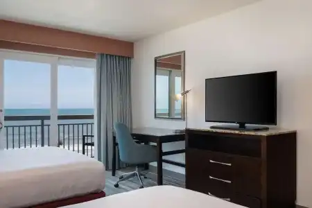 Hilton Garden Inn Daytona Beach Oceanfront - 45