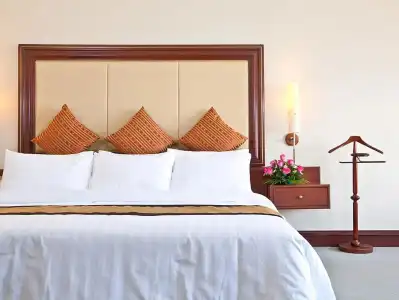 Cambodiana - 168