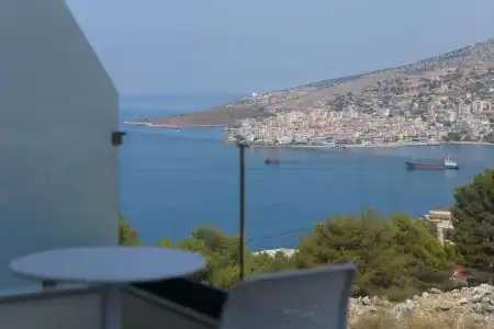 Hilltop Heaven - 16