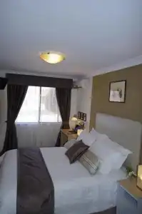 Astoria Retreat B&B - 29