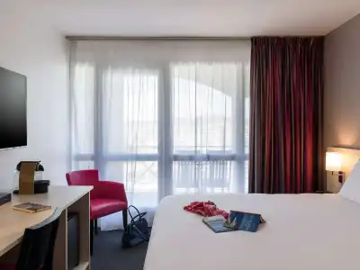 Mercure Thalasso and Spa Port Frejus - 5