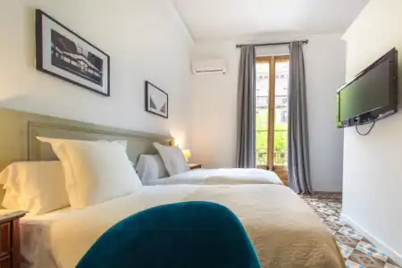Hostal Girona - 66