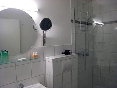 To`n Schlagboom - 44