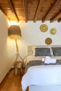 Dimele Rooms & Studios - 202