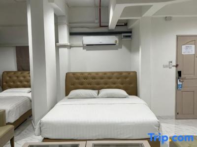 Mall Suites - 568