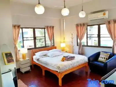 Bed and Terrace Guesthouse - 80