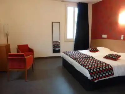 Hôtel de la Vallée - 50