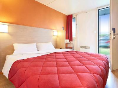 Hôtel Première Classe Toulouse Nord - Sesquières - 35