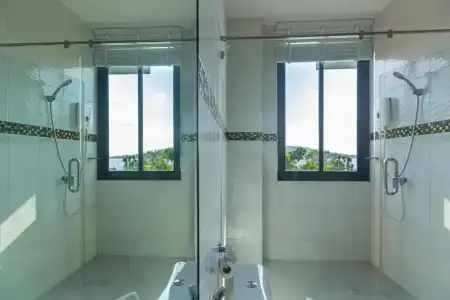 Rossarin Sea View Patong - 52