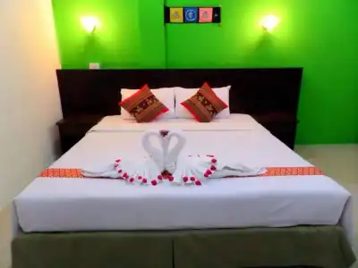 Thana Patong Guesthouse - 15