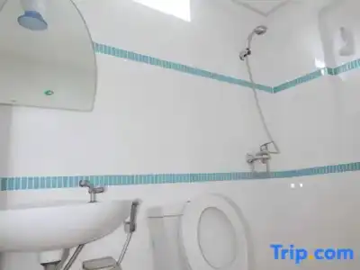 O.U.M.Hotel - 12