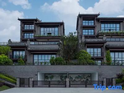 Absolute Twin Sands Resort & Spa - 229