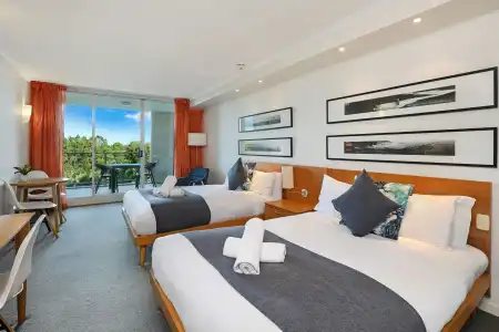 Pelican Waters Resort - 5