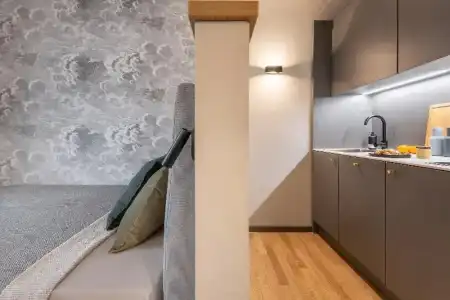 Moxy Berlin Airport - 17