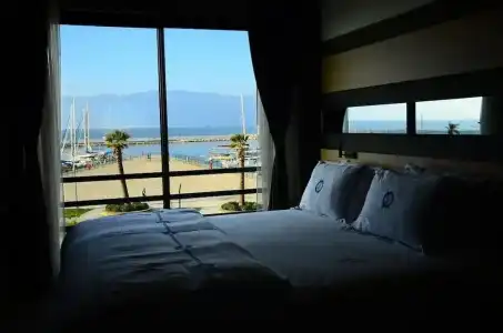 Burhaniye Marina Boutique - 6