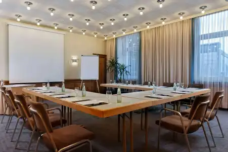 Wyndham Duisburger Hof - 12