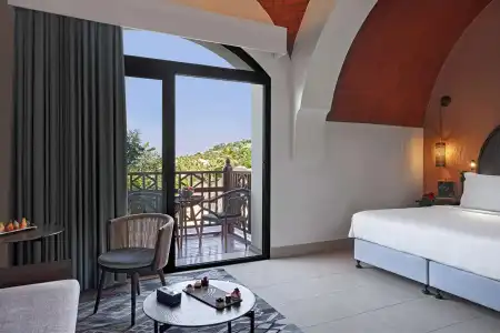 The Cove Rotana Resort - 40