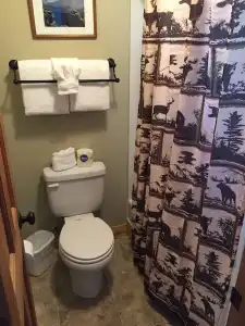 4 Seasons Inn on Fall River - 75