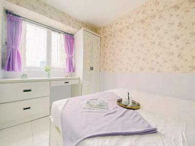 The London Living Apartment at Kebagusan City - 12