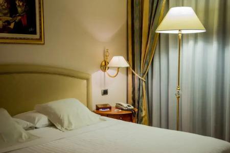 Best Western Globus City - 98