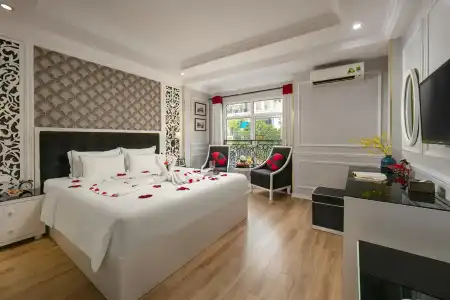 Lavender Central & Spa - 4