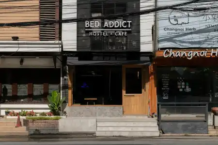 Bed Addict Hostel - 0