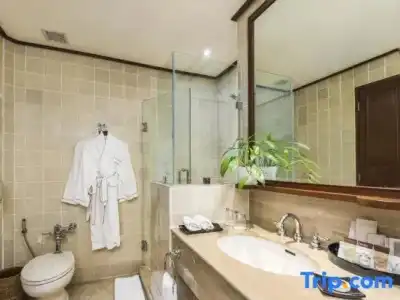 Chatrium Royal Lake Yangon - 266