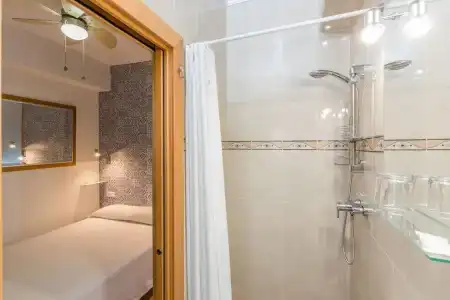 Candisol Cozy Inns - 17