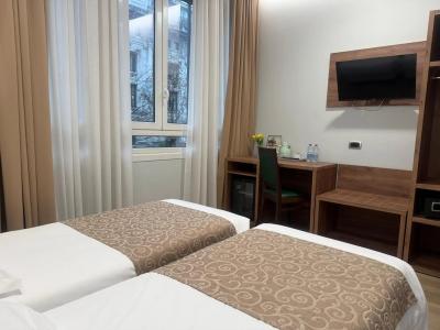 Central Station - 14