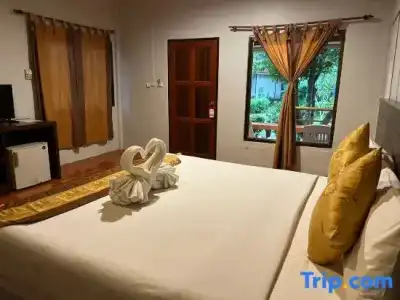 Lanta Nice Beach Resort - 85