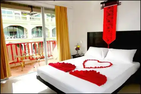 Boomerang Inn - 6