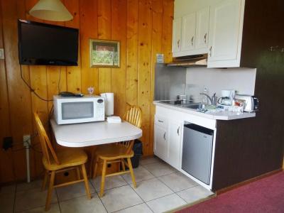 Breakers Boutique Inn - 18