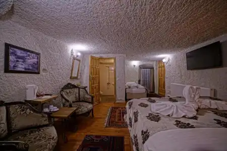 Melek Cave - 69