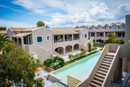 Amour Holiday Resort - 14