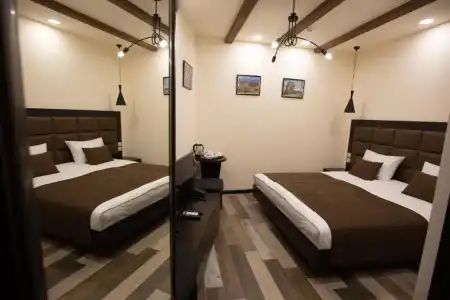 Boutique Living - 3